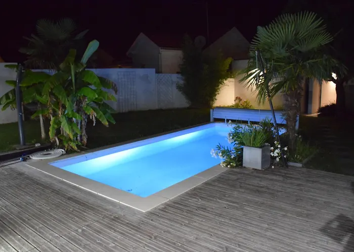 Feriehus Piscine Chauffee *